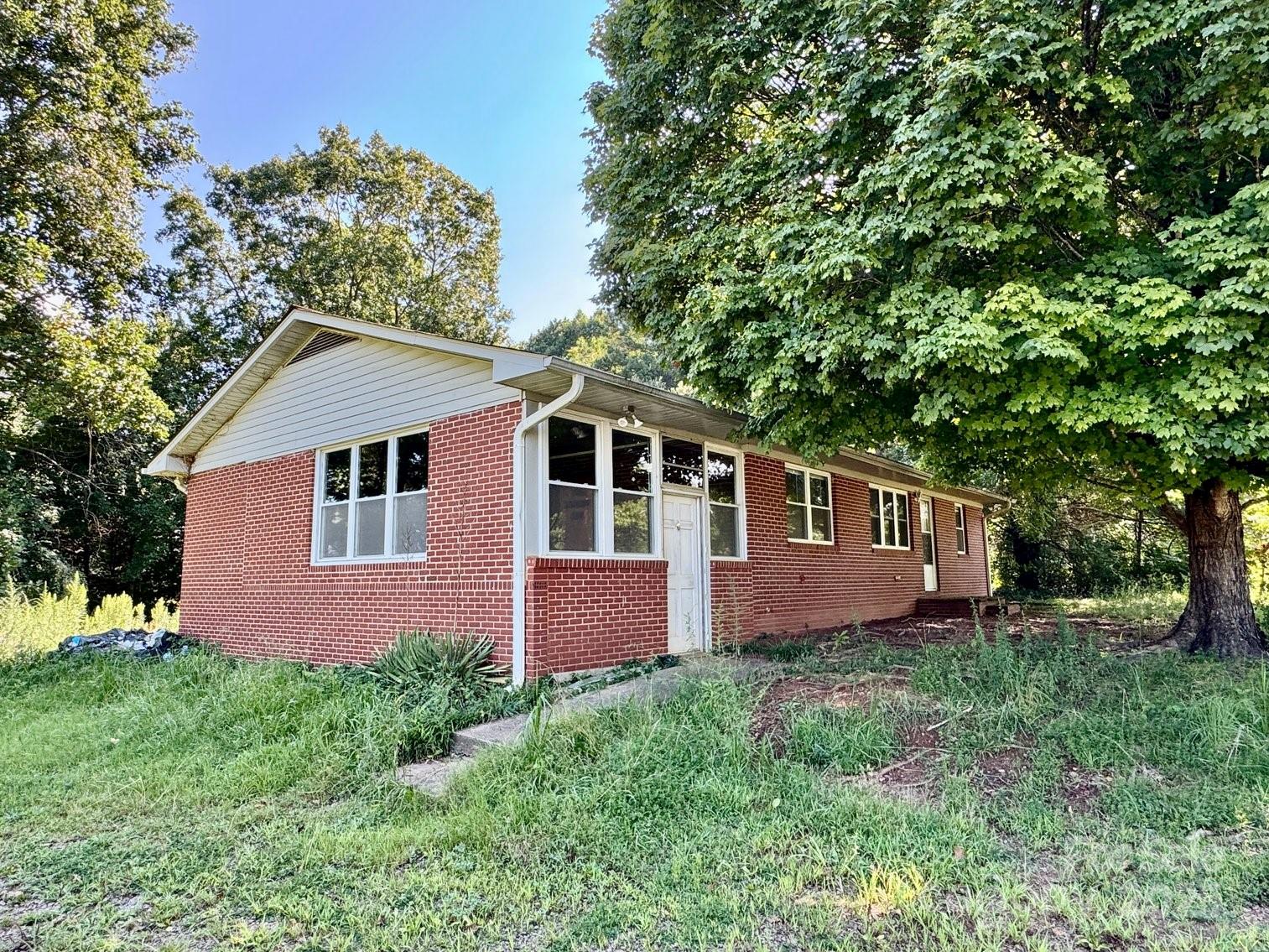 3445 Old US 421 Highway E