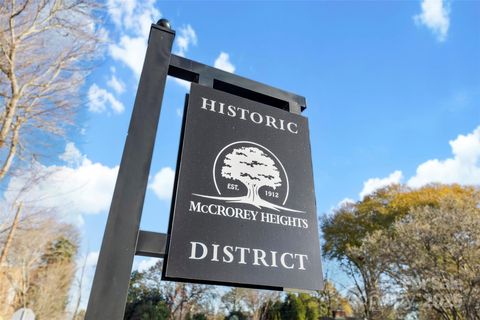 Photo of 1722 Washington Avenue, Charlotte, NC 28216 (MLS # 4330797)