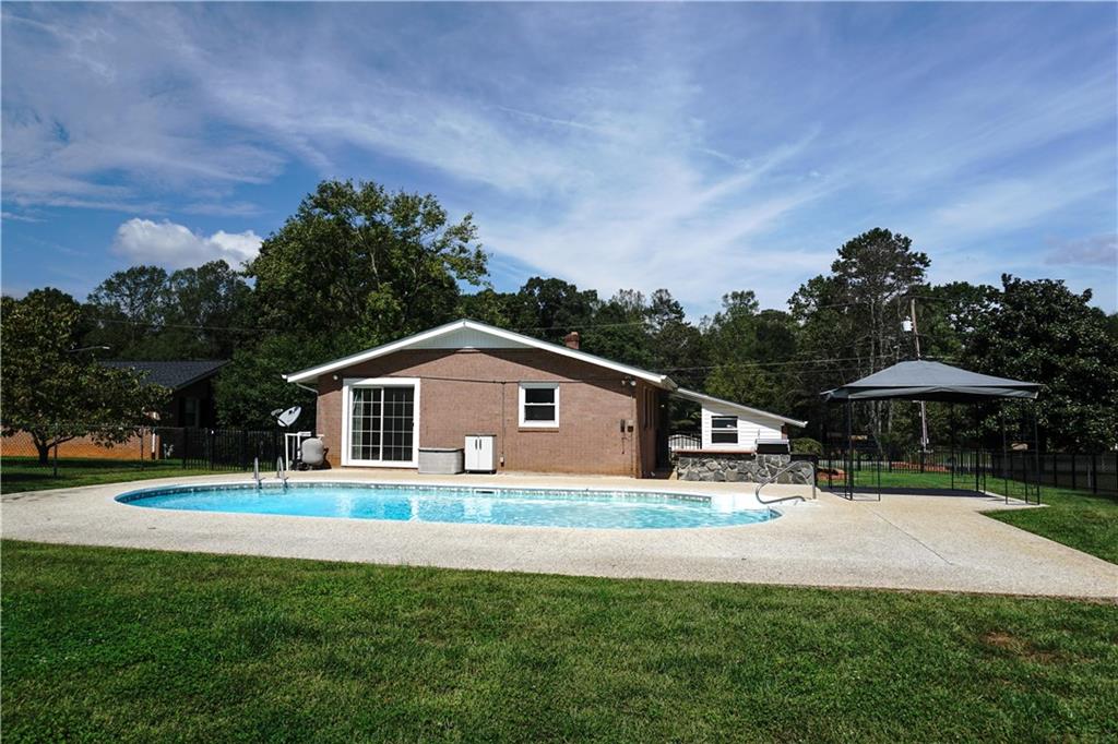 Sandy Ridge Acres - Residential