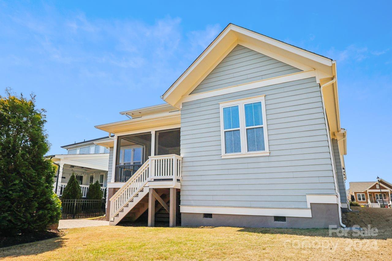 Riverwalk - Residential