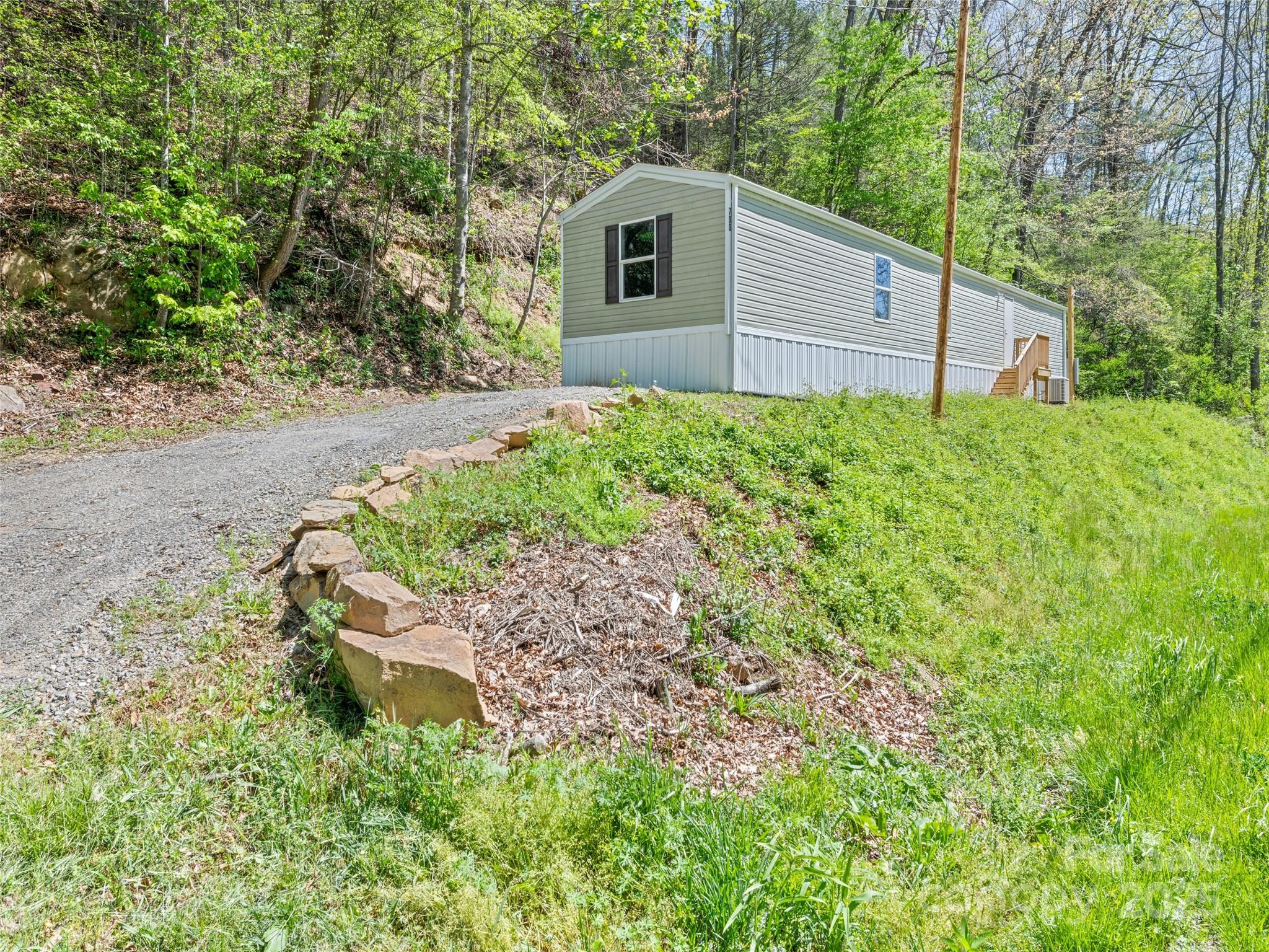 700 Cove Creek Road