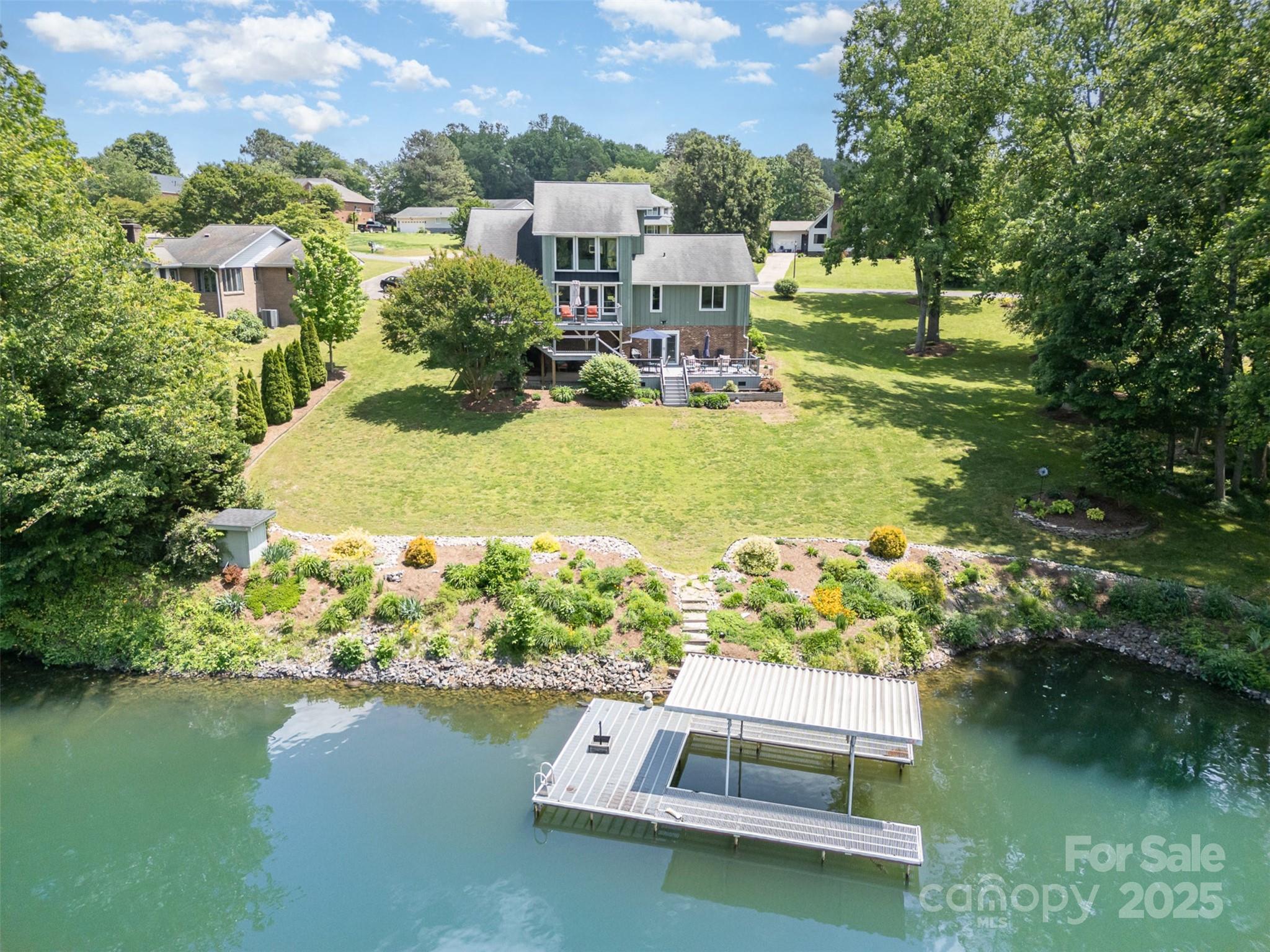 3005 Vernell Lane