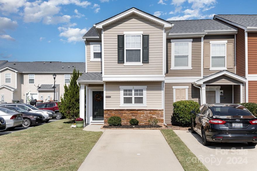 Beautiful 2 bedroom, 2.5 bath end unit!  Pretty flooring, upgraded granite in the kitchen, HVAC new in 2018, open floor plan, large bedrooms and baths - great natural light throughout the home.  Pretty patio with fencing for privacy.  Large storage area off the patio..Community pool, playground, club house, walking trails.  Great location just off Pleasant Road near Publix, easy access to I77 and wonderful Fort Mill Schools.