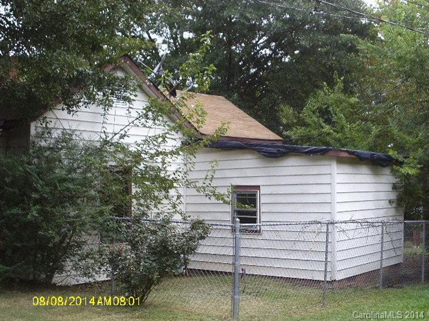 2BR, 1BA. Ranch. Sold AS-IS. Downtown Chester.