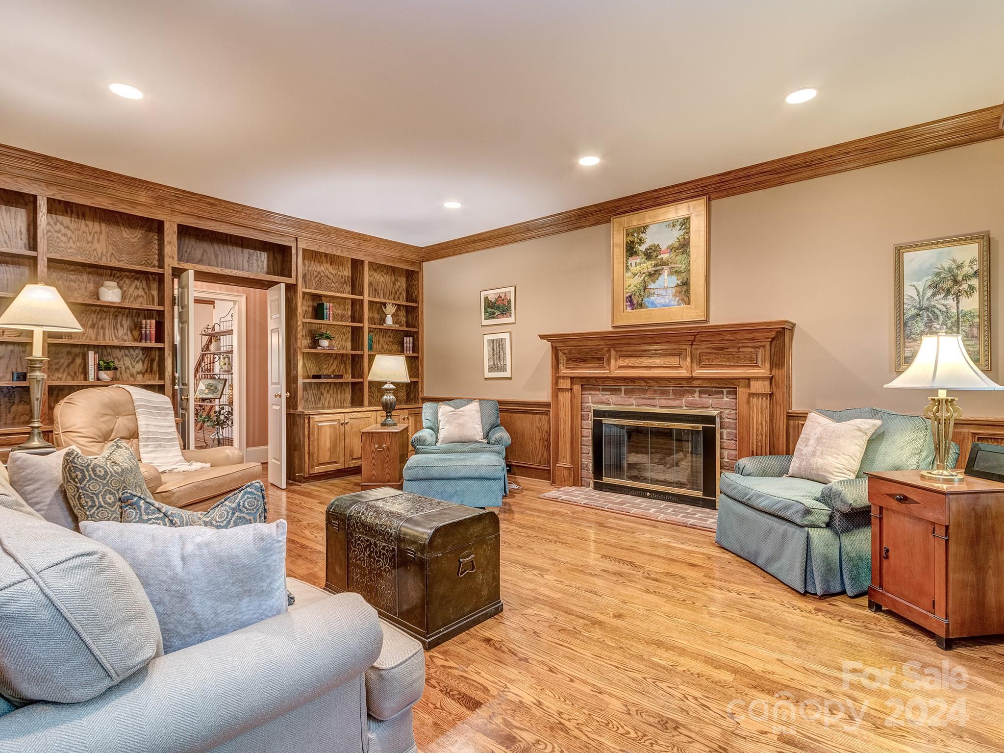 Quail Hollow - Residential