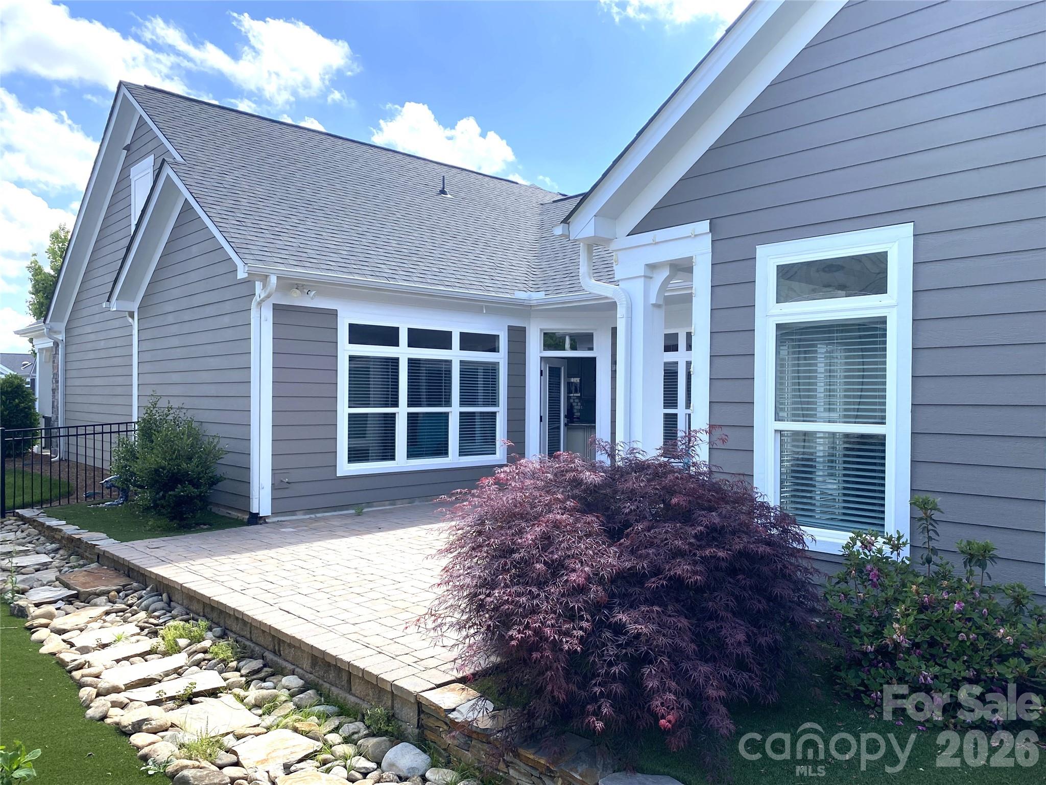 The Courtyards at Blume Point - Residential