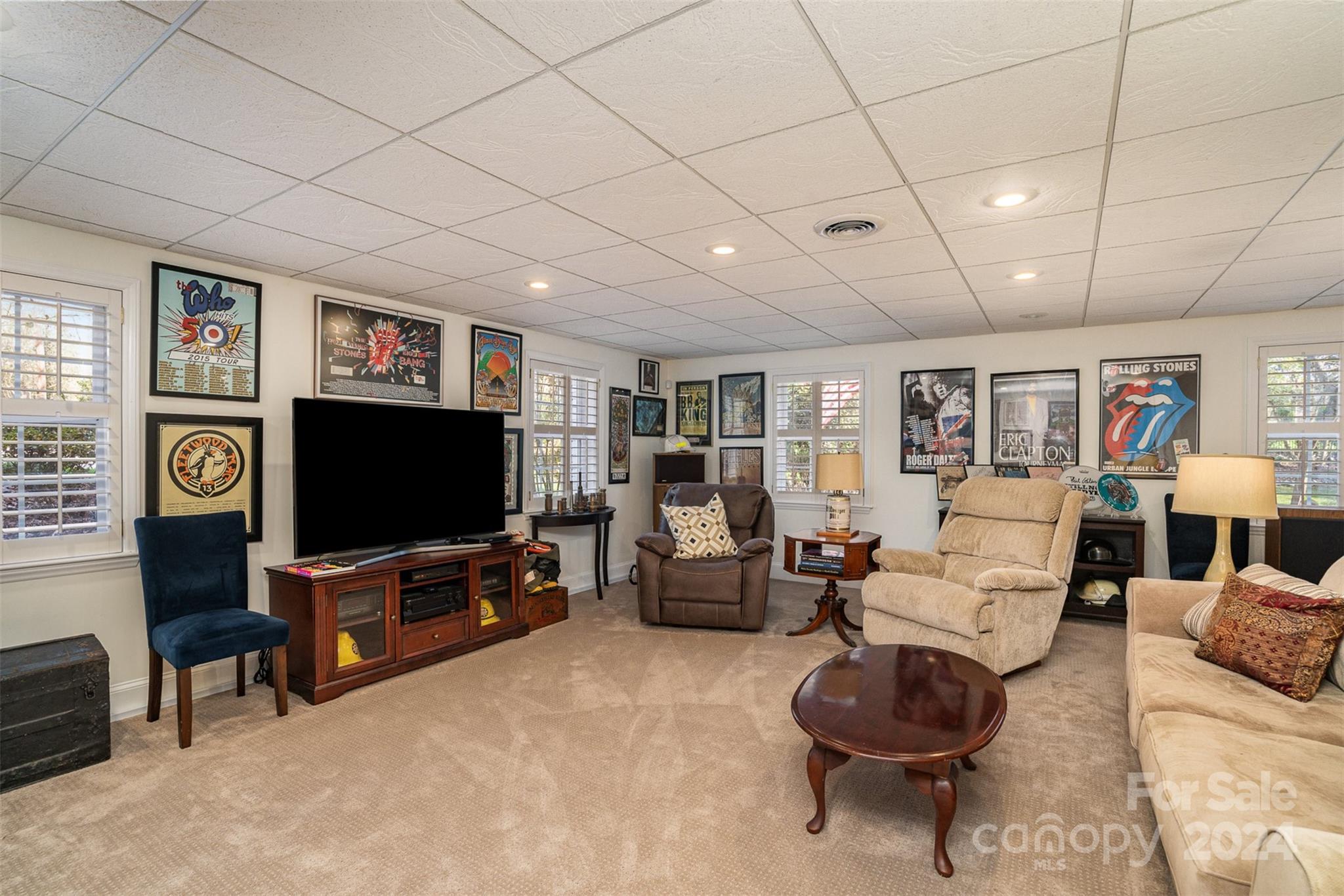 Mammoth Oaks - Residential