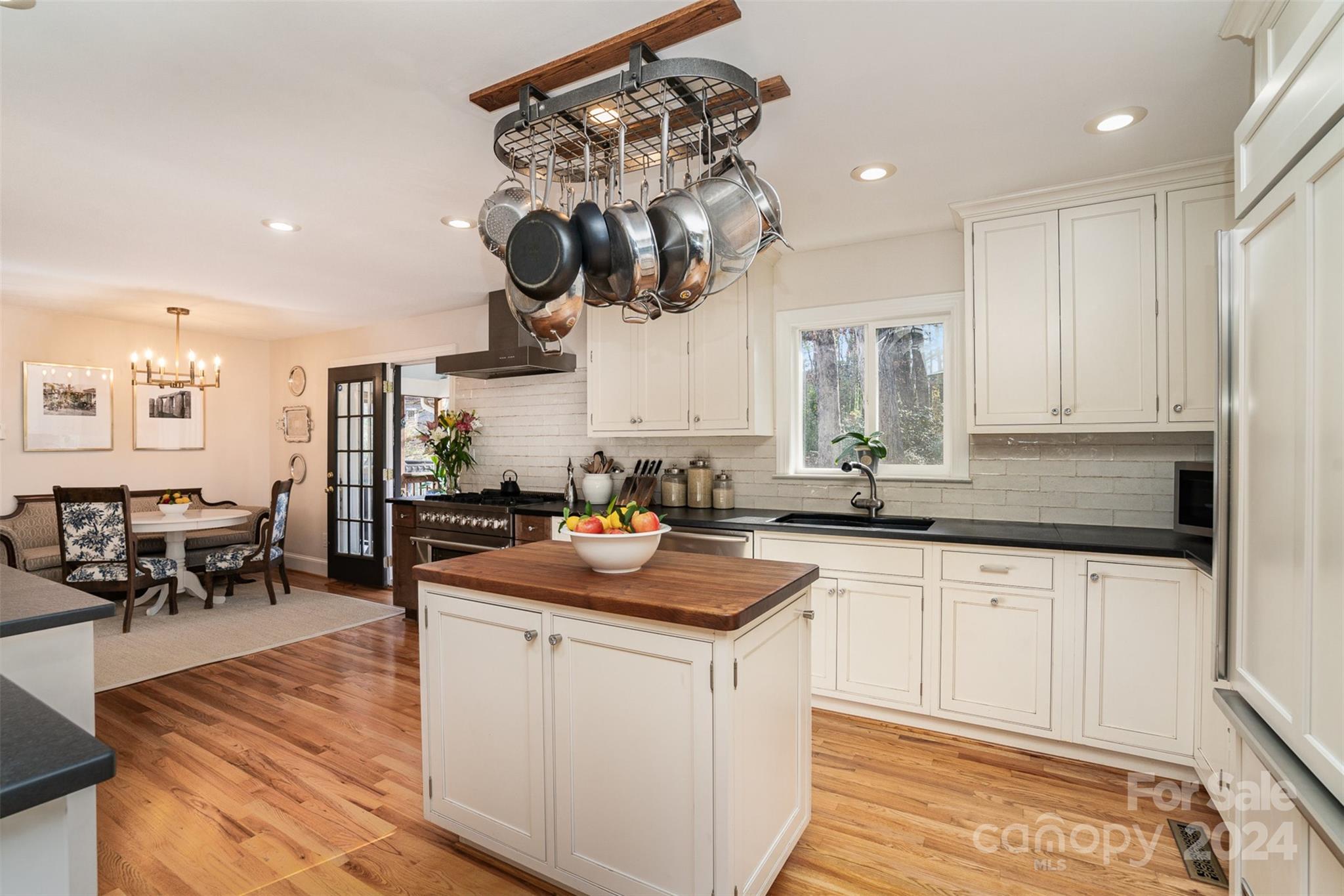 Mammoth Oaks - Residential