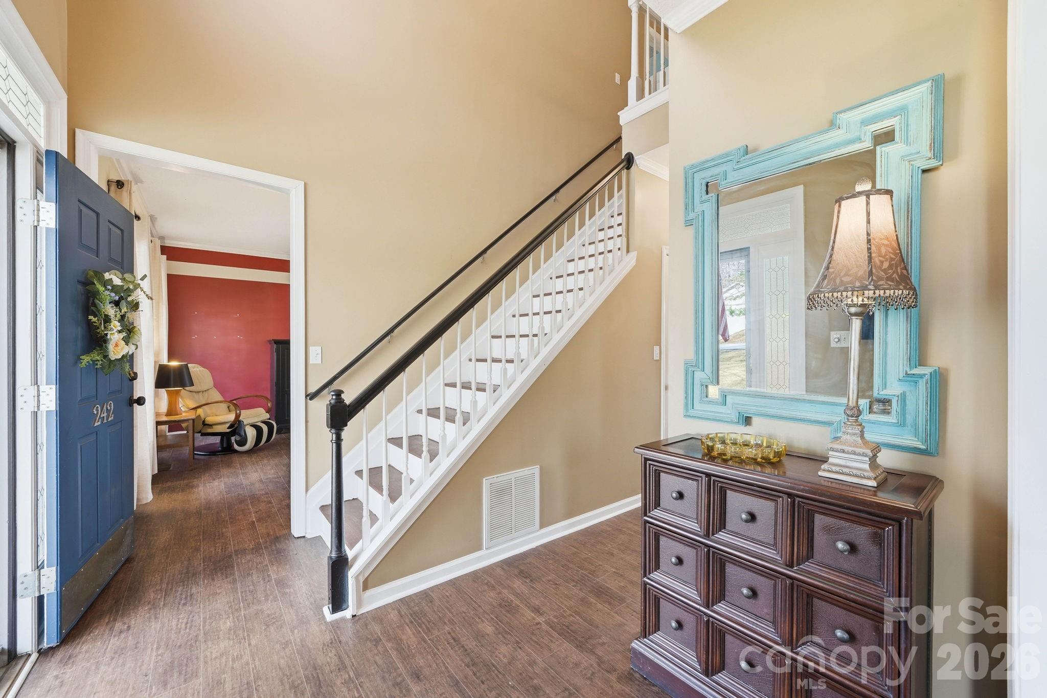 242 Windsor Forest Circle