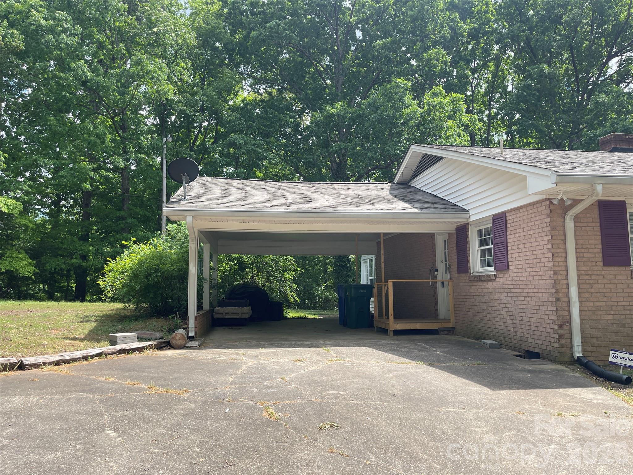 Woodcrest - Residential