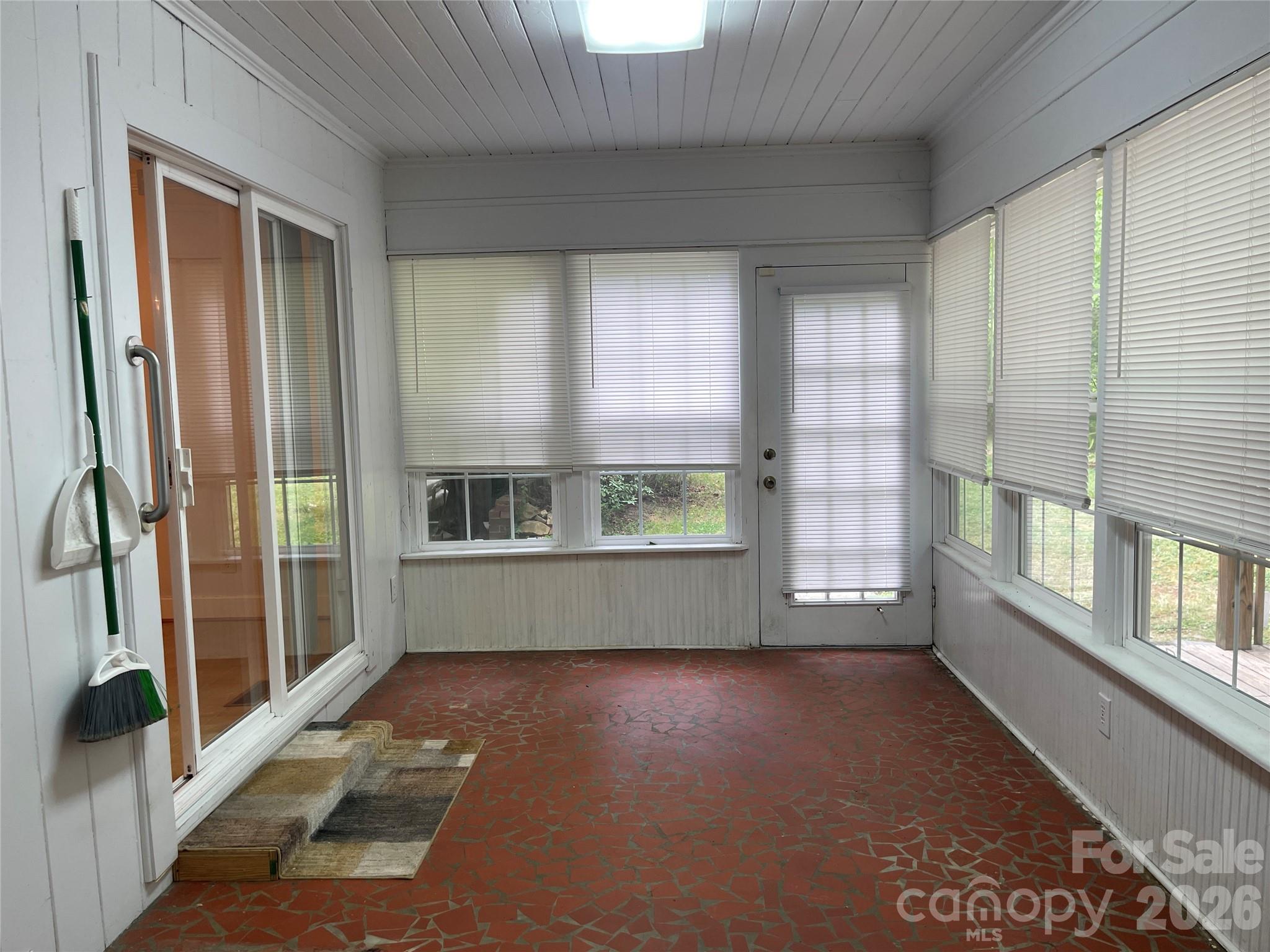 Woodcrest - Residential