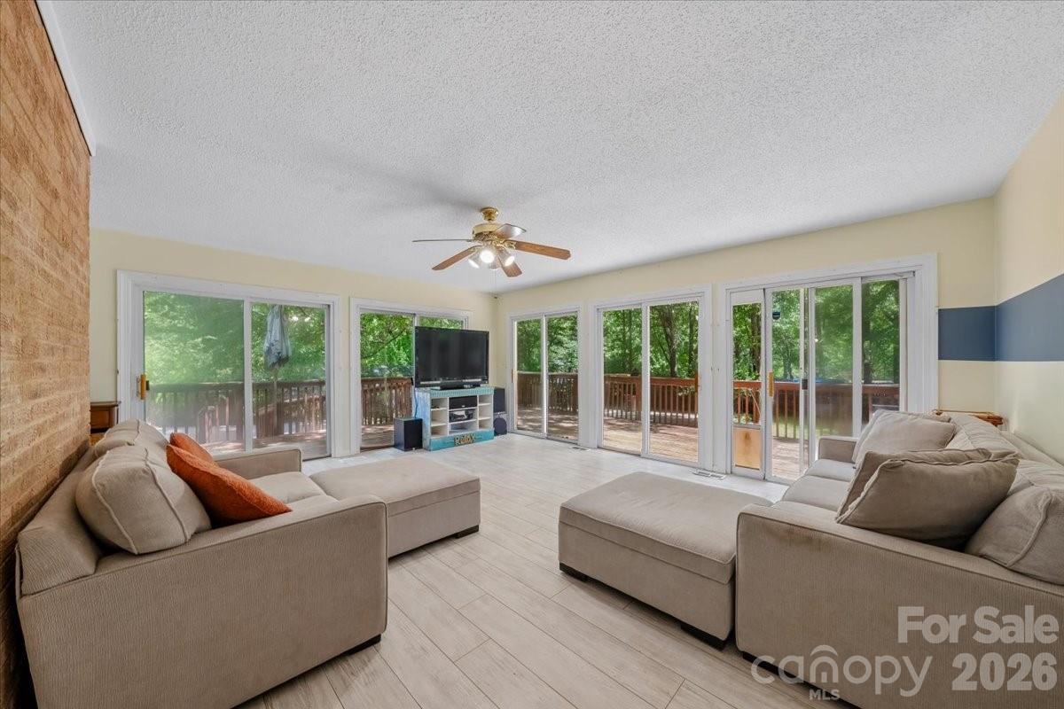 Foxwood - Residential