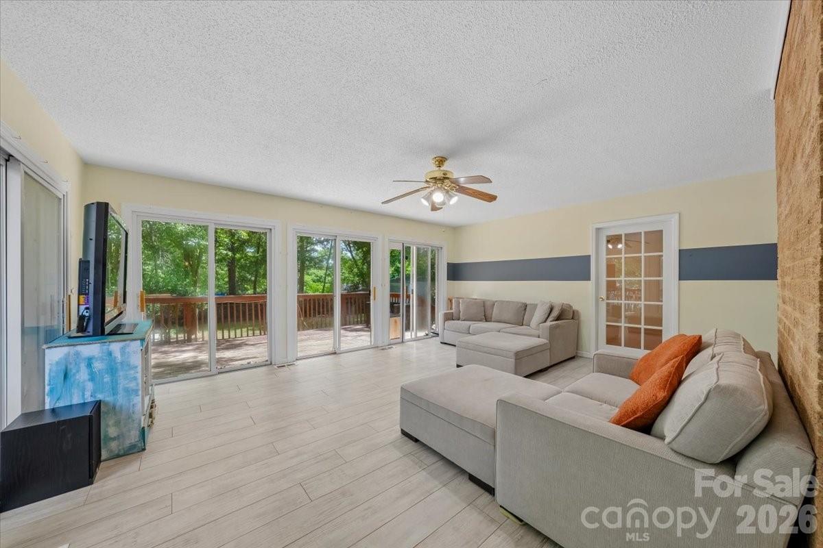 Foxwood - Residential