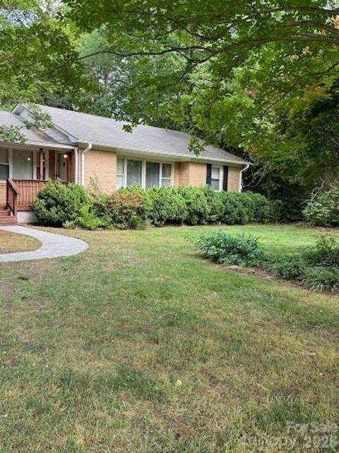 Photo of 107 Fox Run Drive, Fort Mill, SC 29715 (MLS # 4374438)