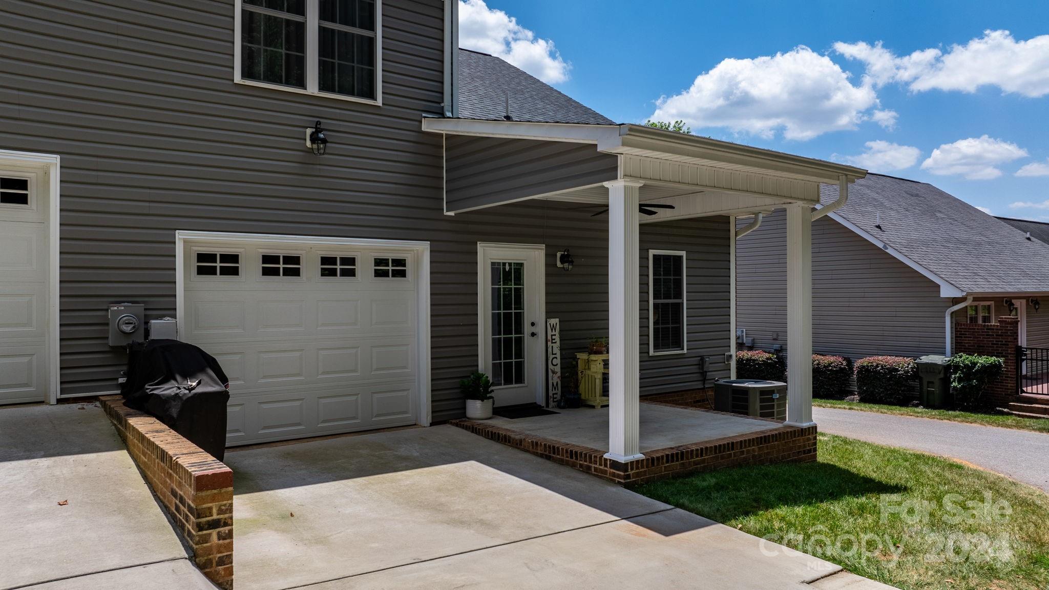 Thornbury Village - Residential