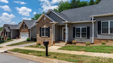 Townhouse in Hickory NC 4218 Pickering Drive.jpg