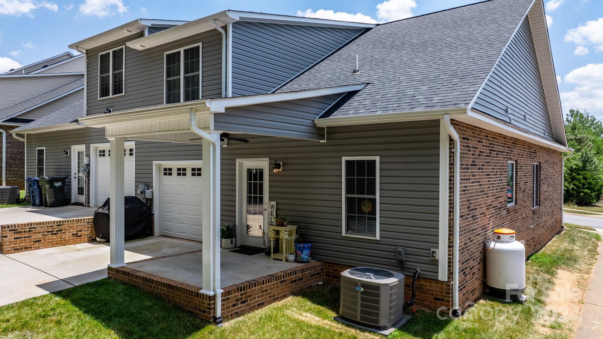 Thornbury Village - Residential