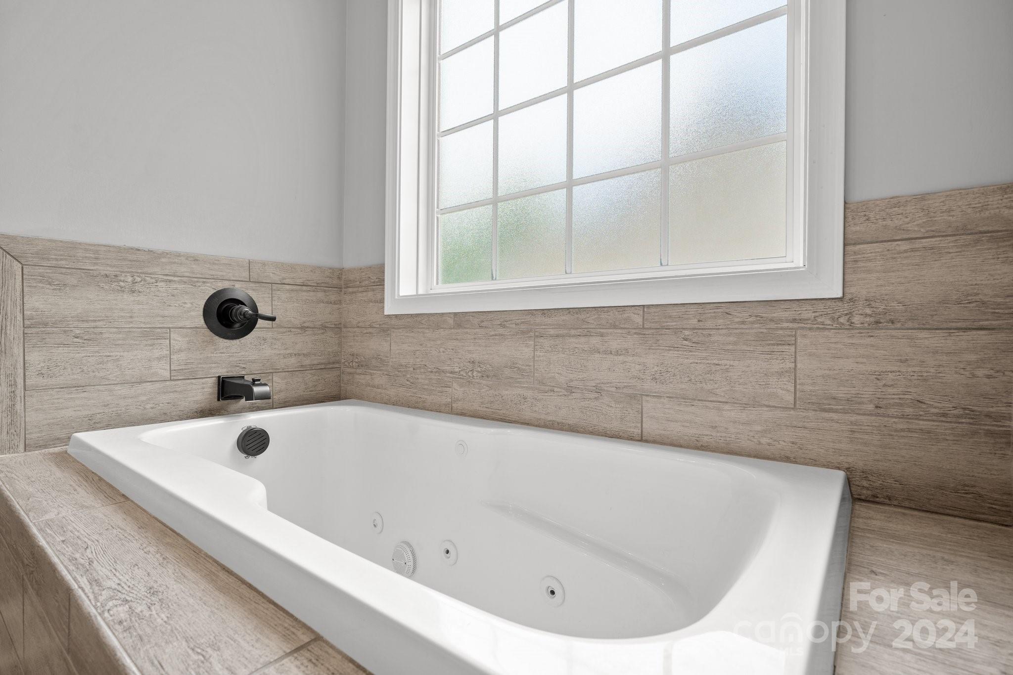 Thornbury Village - Residential