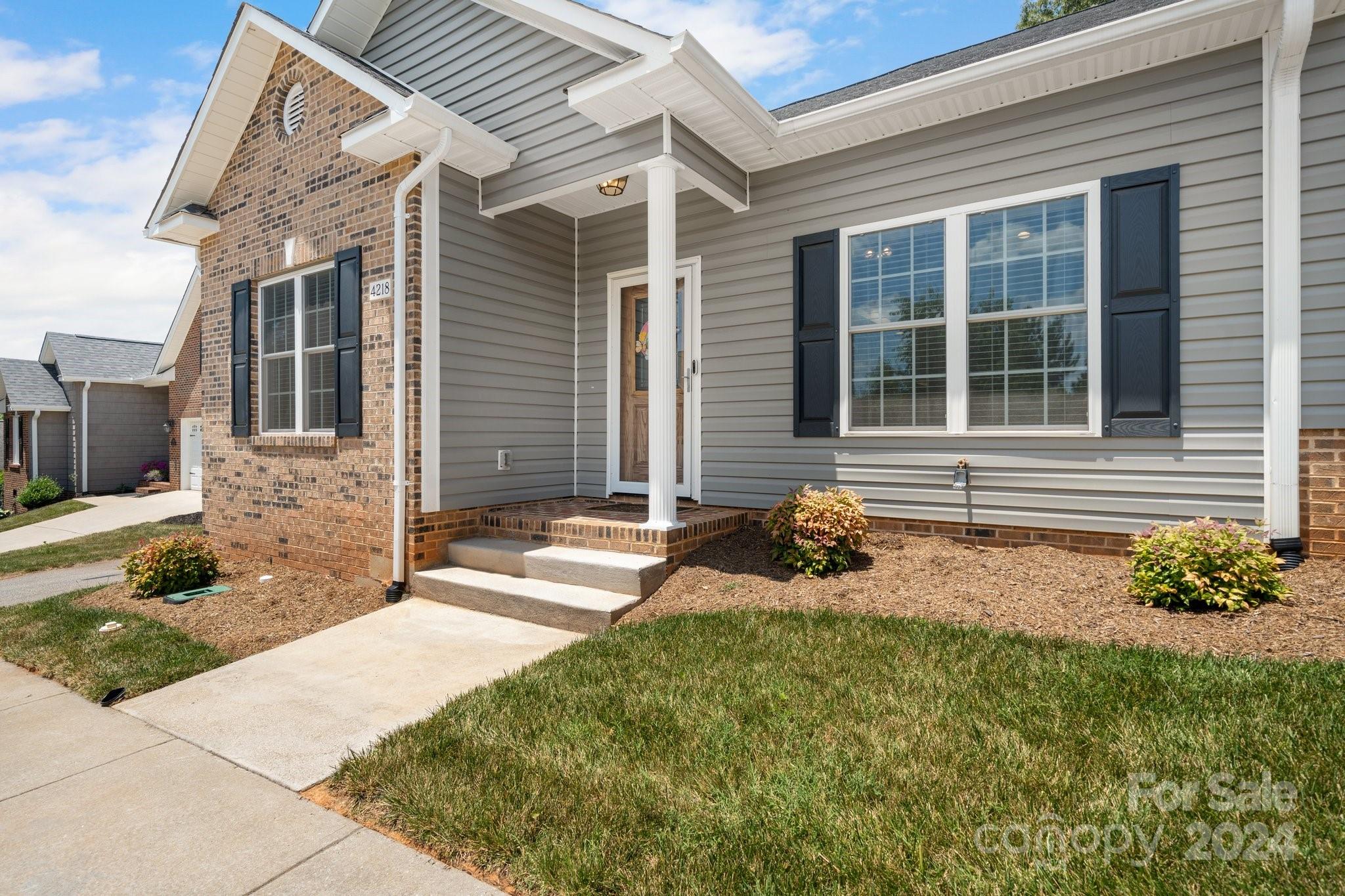 Thornbury Village - Residential