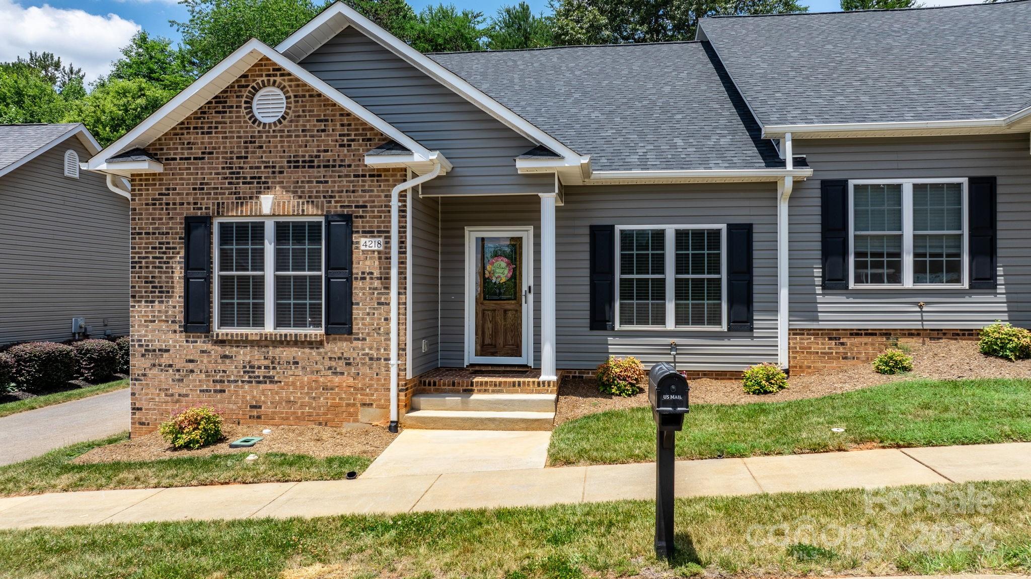 Thornbury Village - Residential