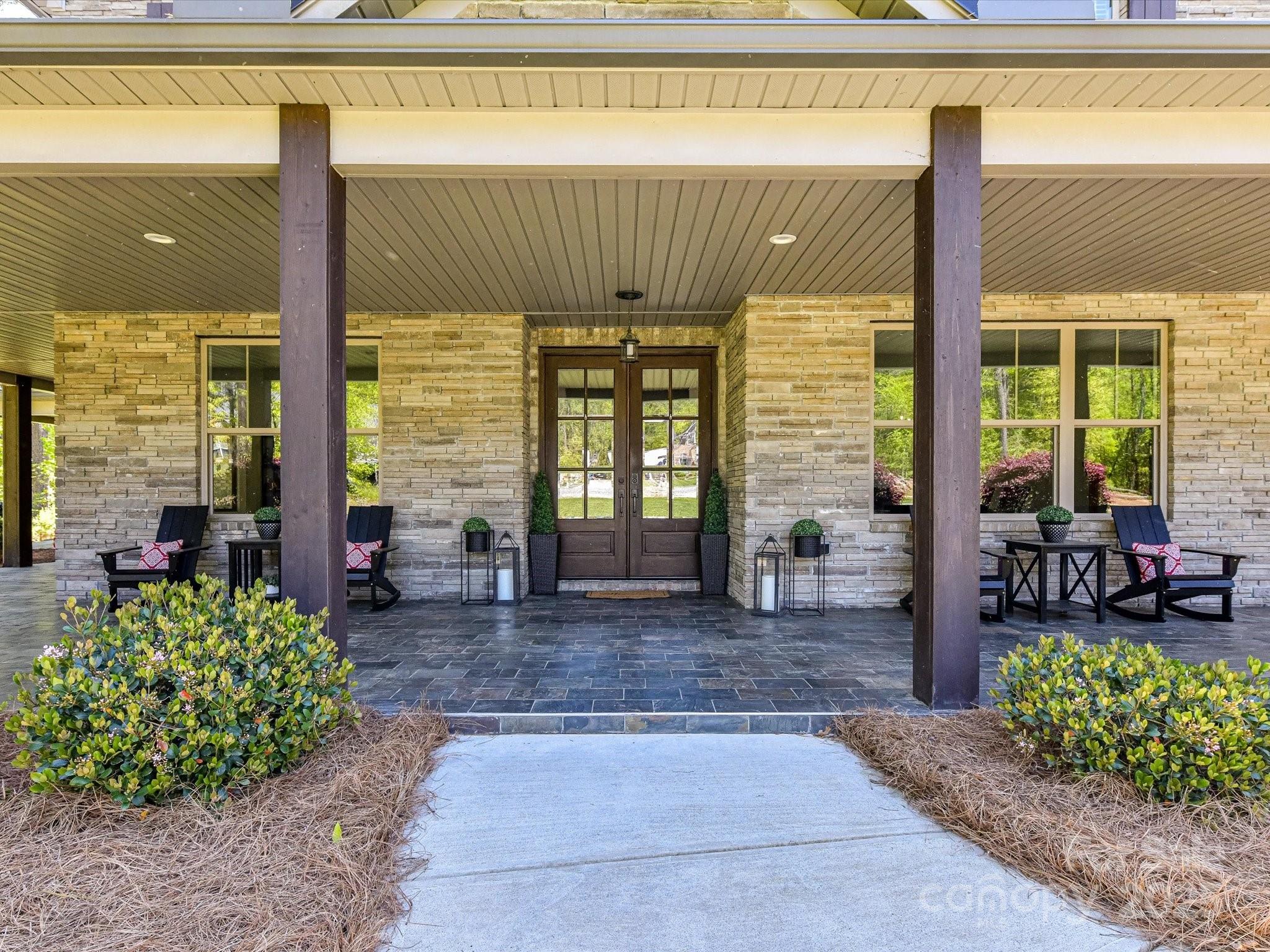 5933 Legacy Lane