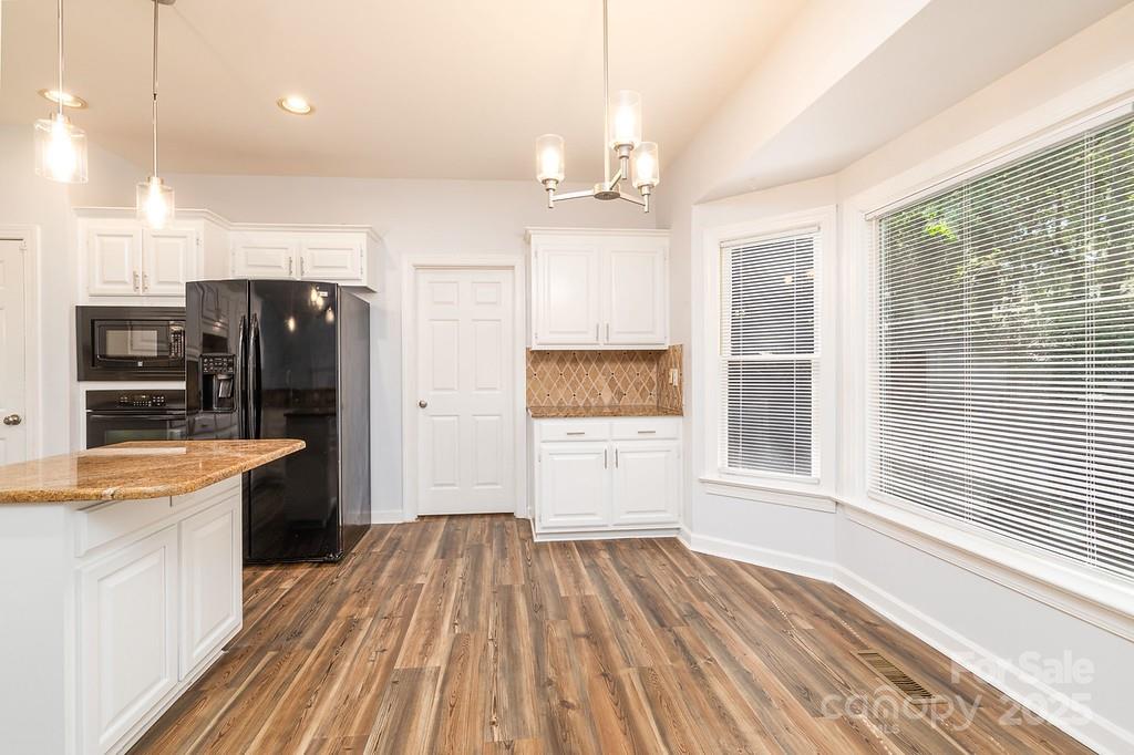 Davis Lake - Residential