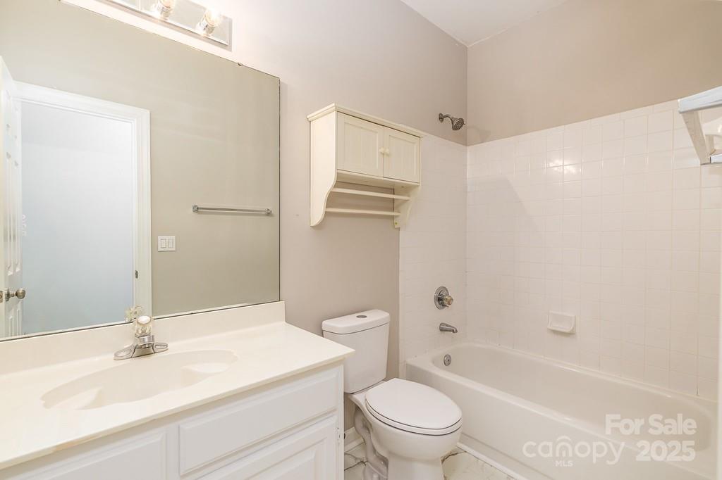 Davis Lake - Residential