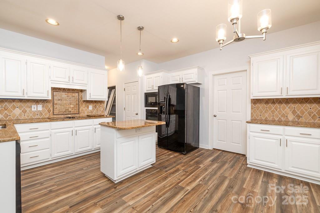 Davis Lake - Residential