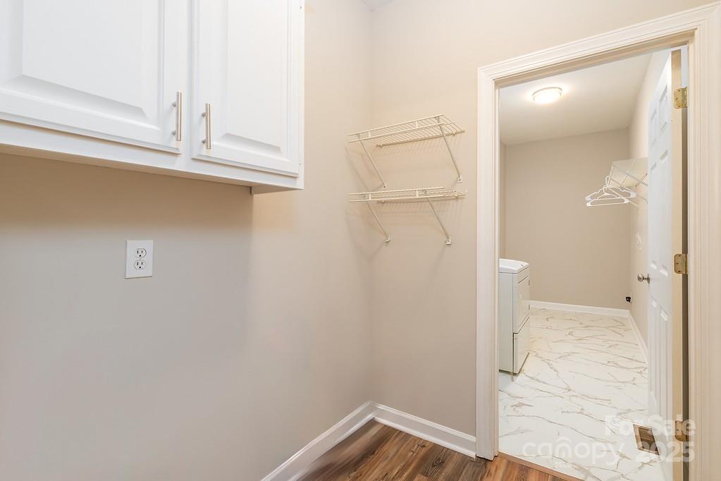 Davis Lake - Residential