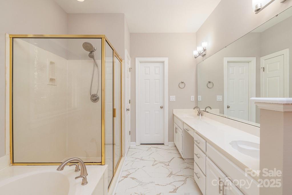 Davis Lake - Residential