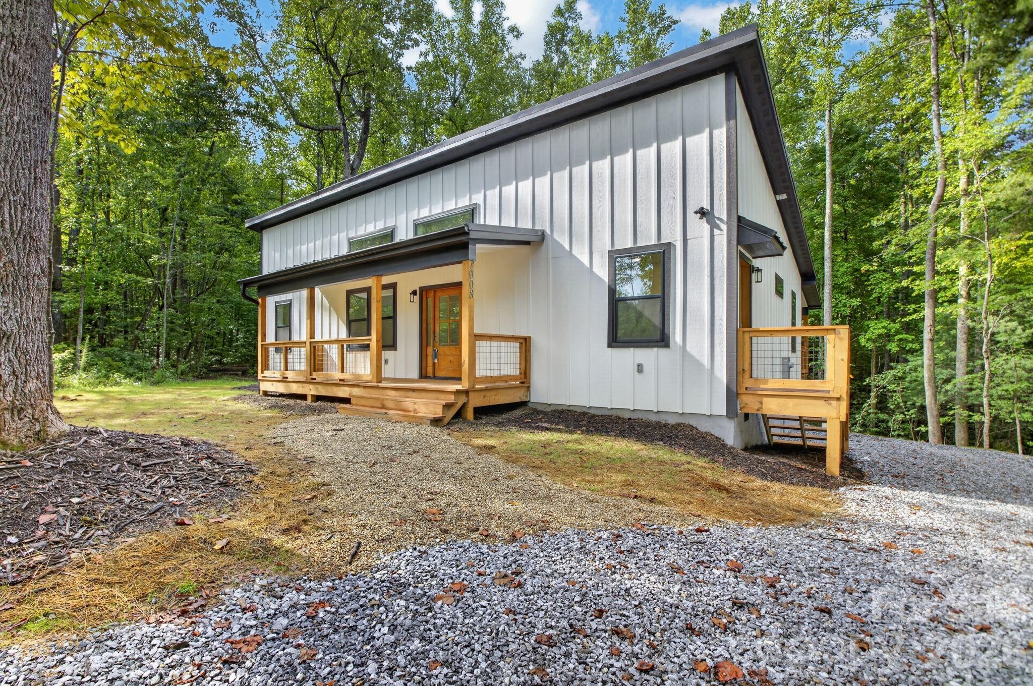 1008 Bell Mountain Road