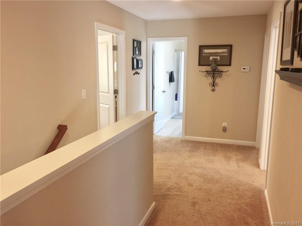 Ellis Pond - Residential