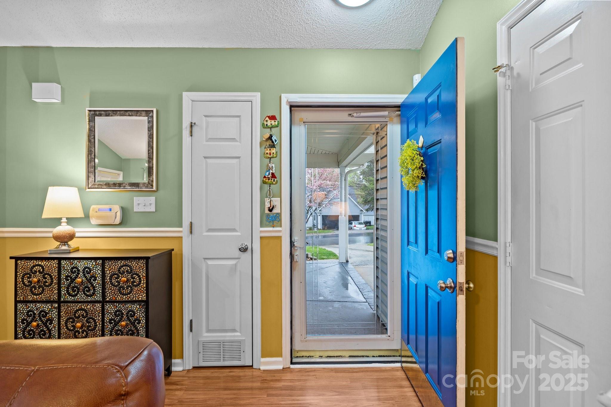 117 Heath Lane
