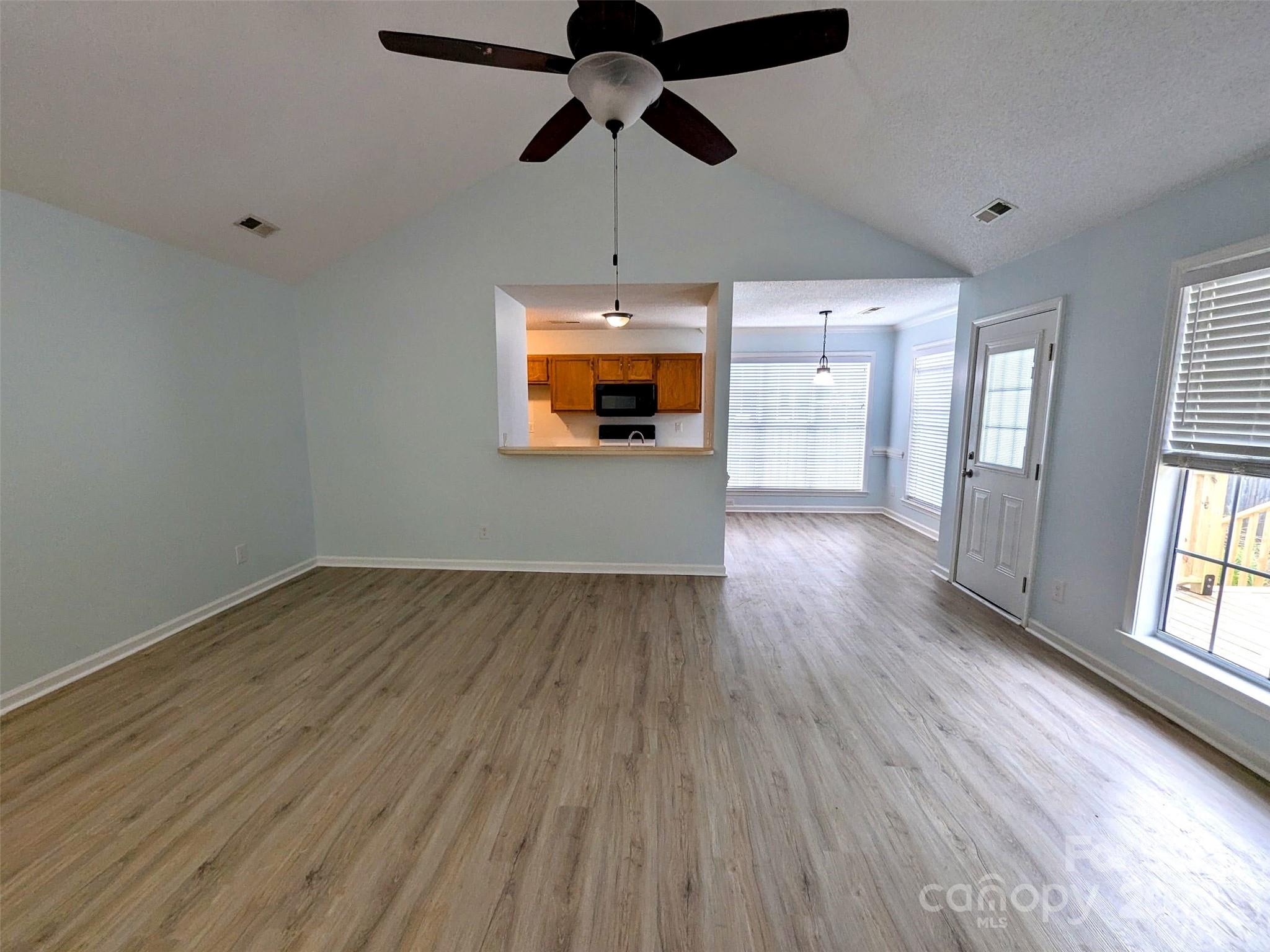4002 Beaverbrook Drive