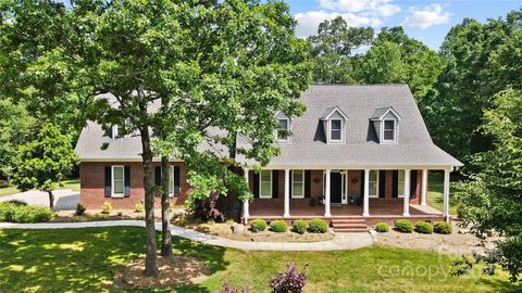 Photo of 4570 Chanel Court, Concord, NC 28025 (MLS # 4253597)