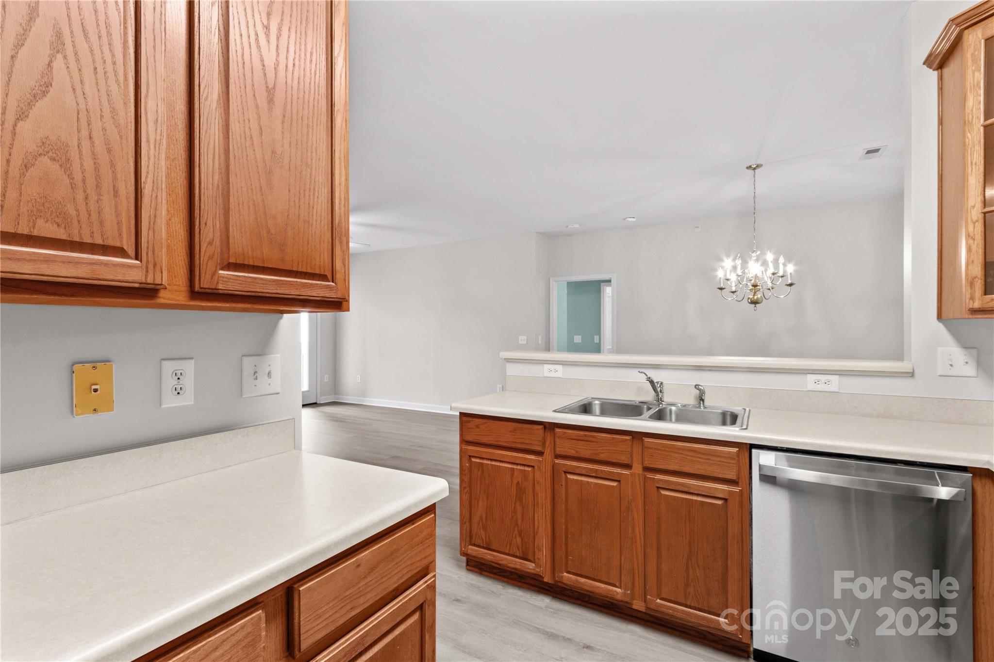 Alexander Chase - Residential