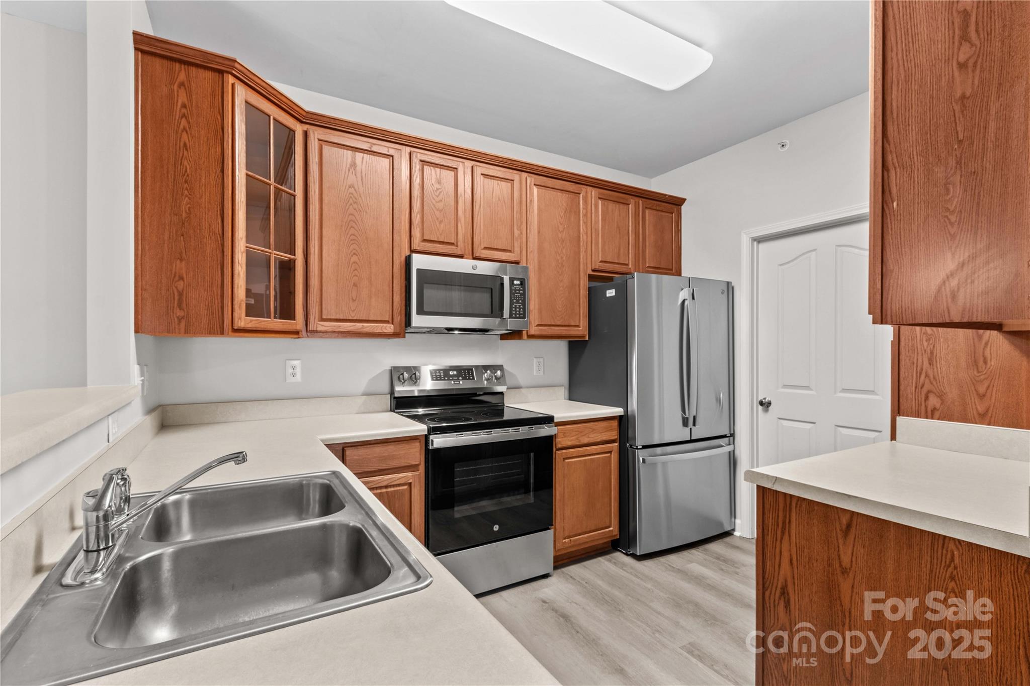 Alexander Chase - Residential