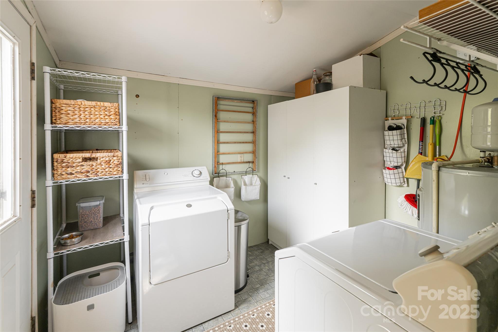 Knollwood - Residential