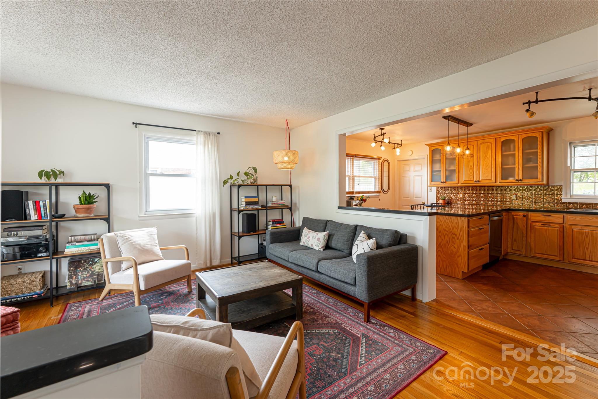 83 Skyview Terrace
