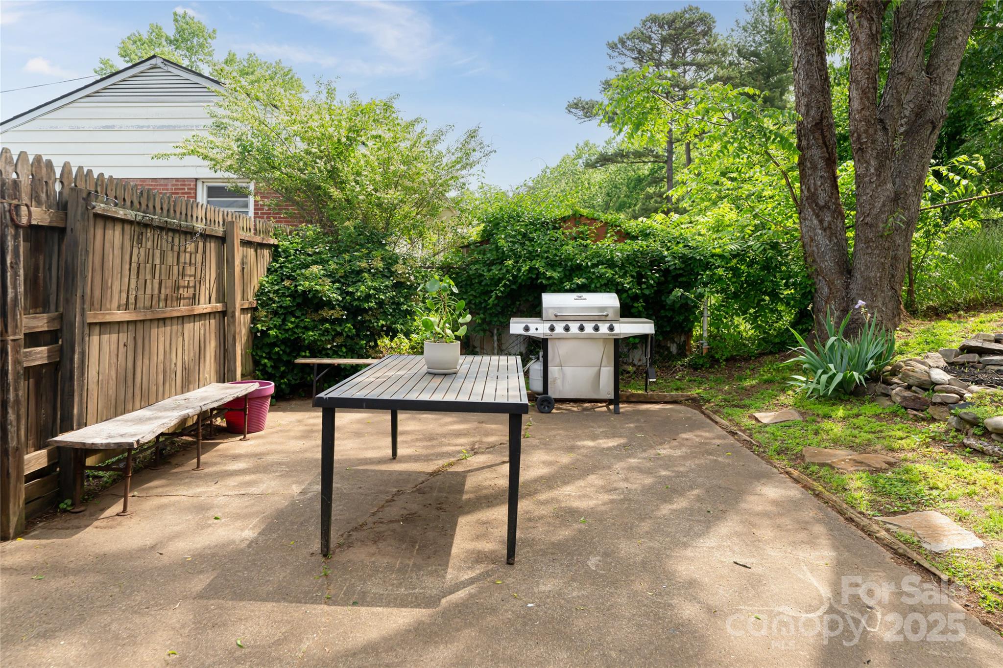 Knollwood - Residential