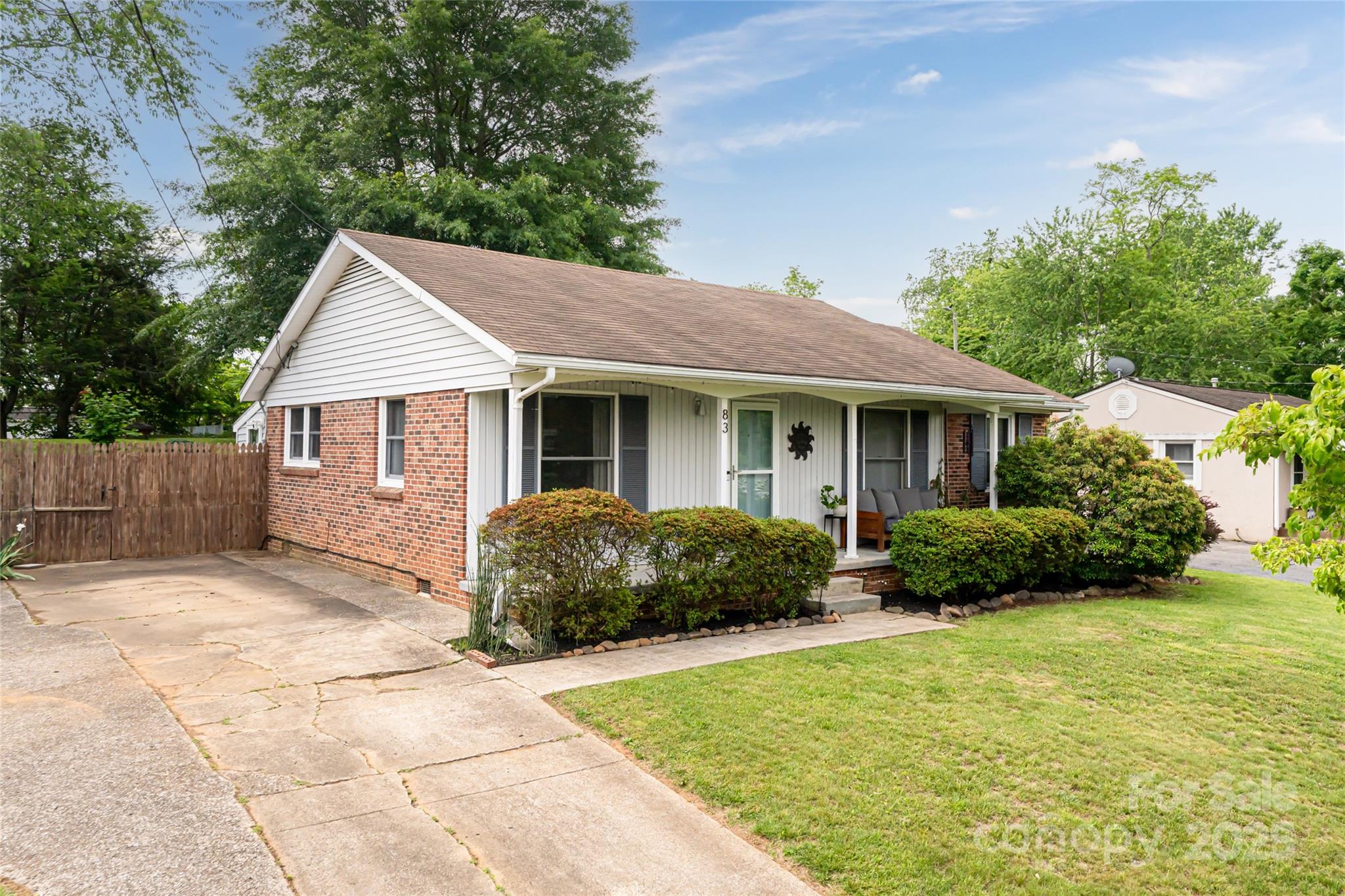 83 Skyview Terrace