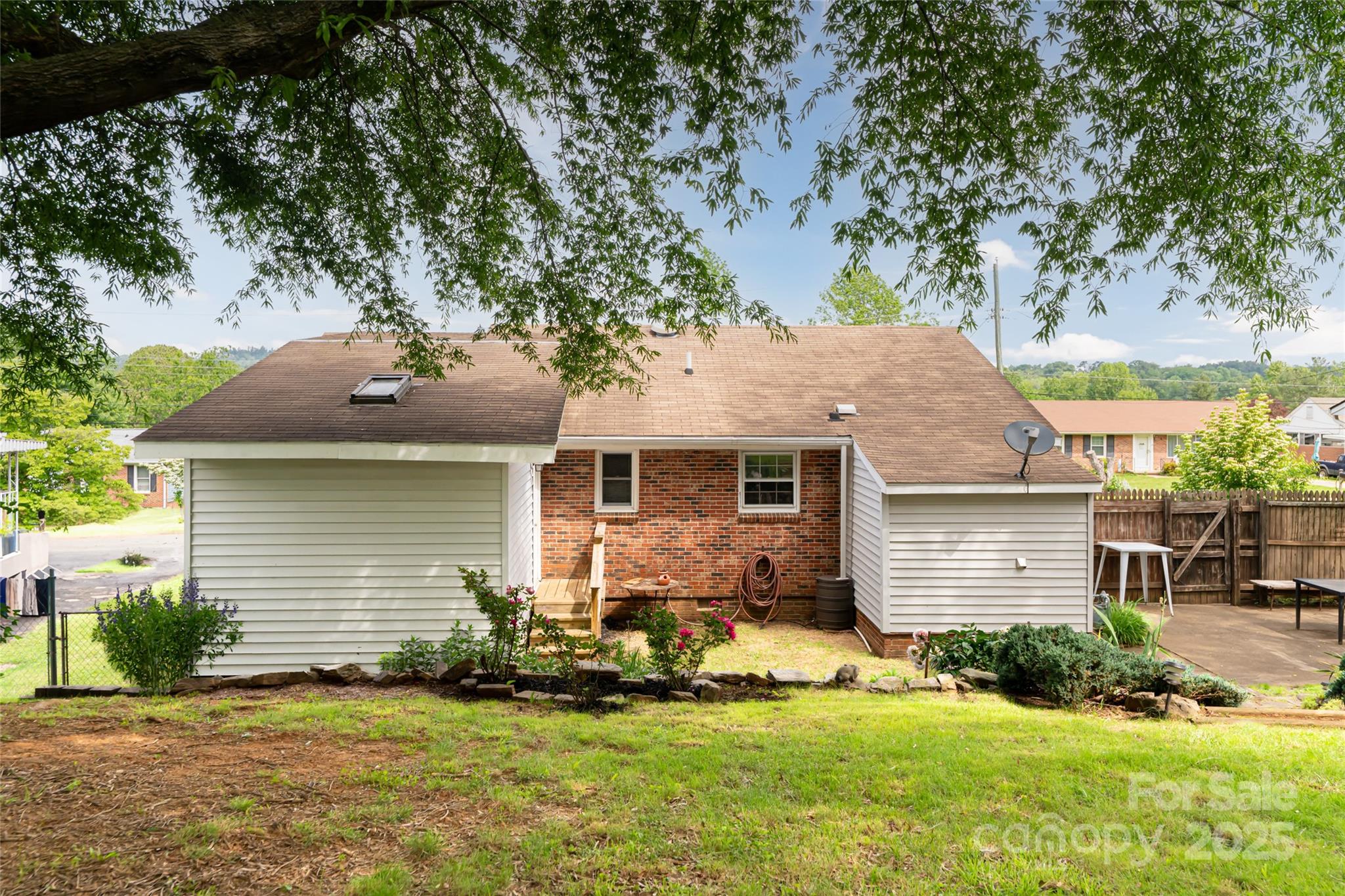 Knollwood - Residential
