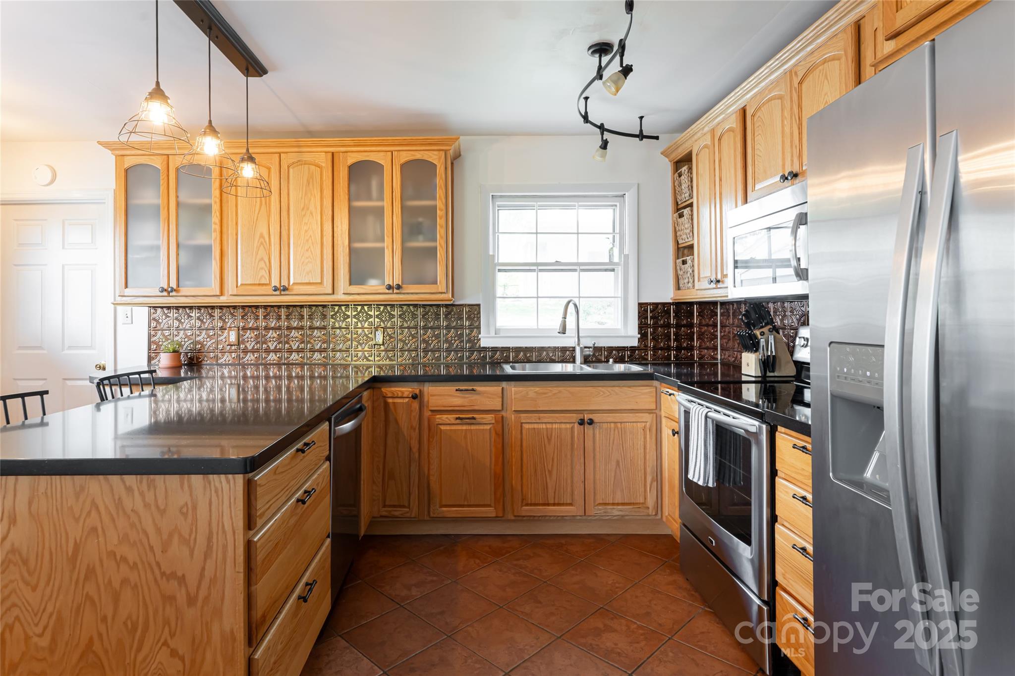 Knollwood - Residential