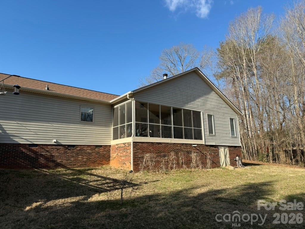 411 27th Avenue Circle NW