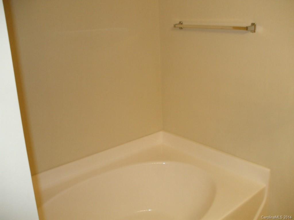 Carolina Crossing - Residential Lease