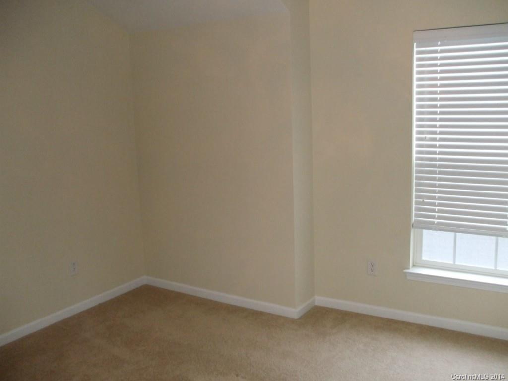 Carolina Crossing - Residential Lease