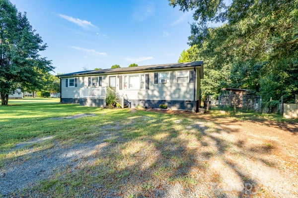 106 COURTNEY LN, SALISBURY, NC 28146 - Image 7e2a58cb6ff482811491671ee8f1758f/4045758142