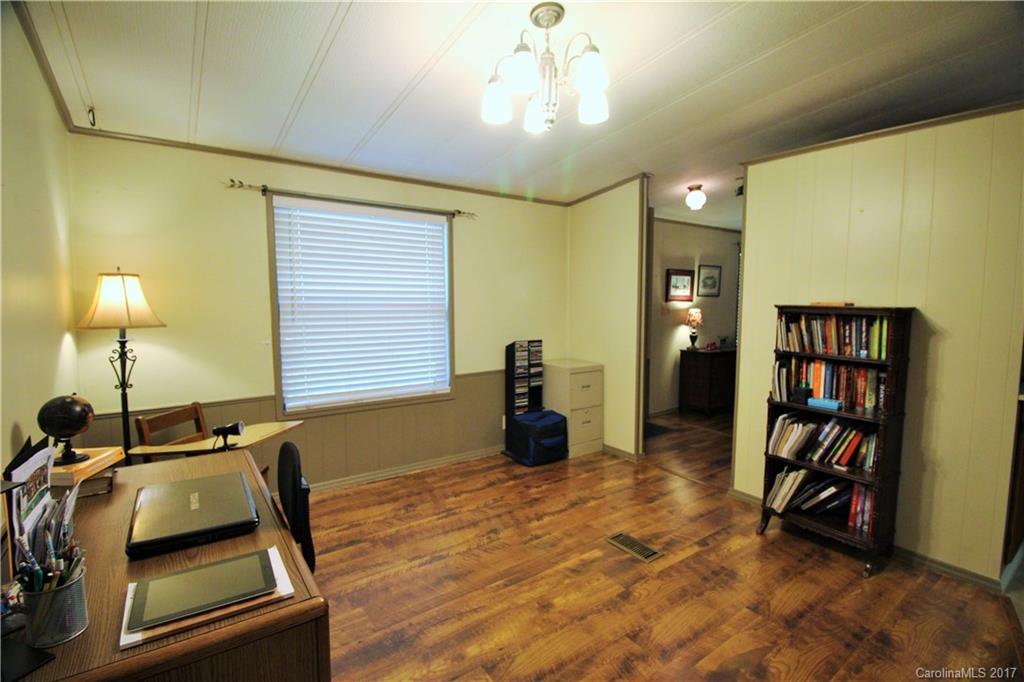 Chestnut Oaks - Residential