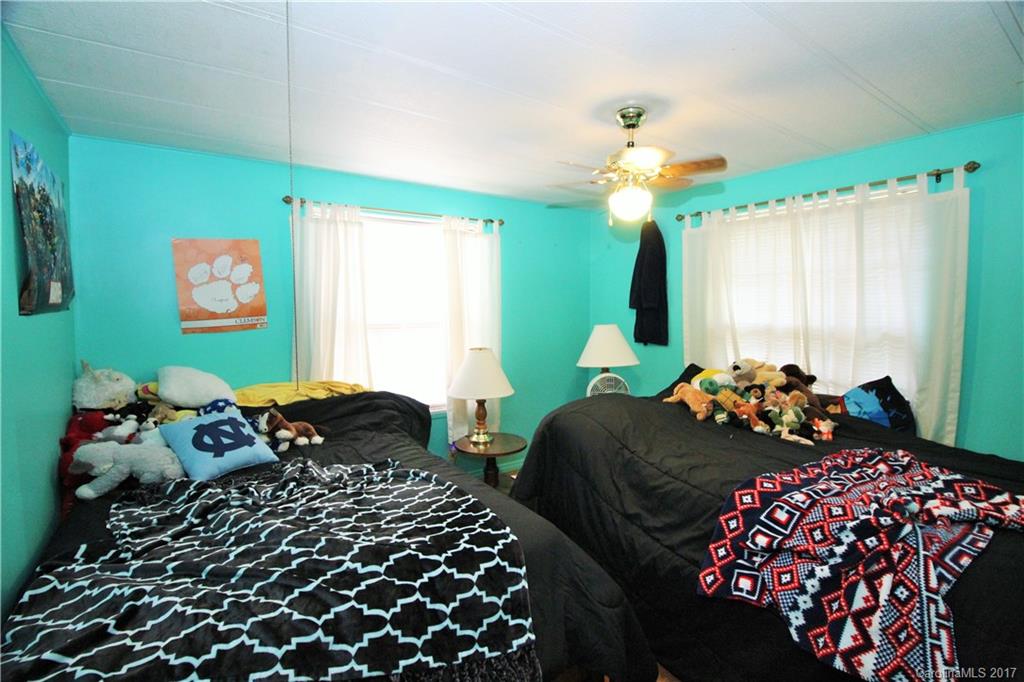 Chestnut Oaks - Residential