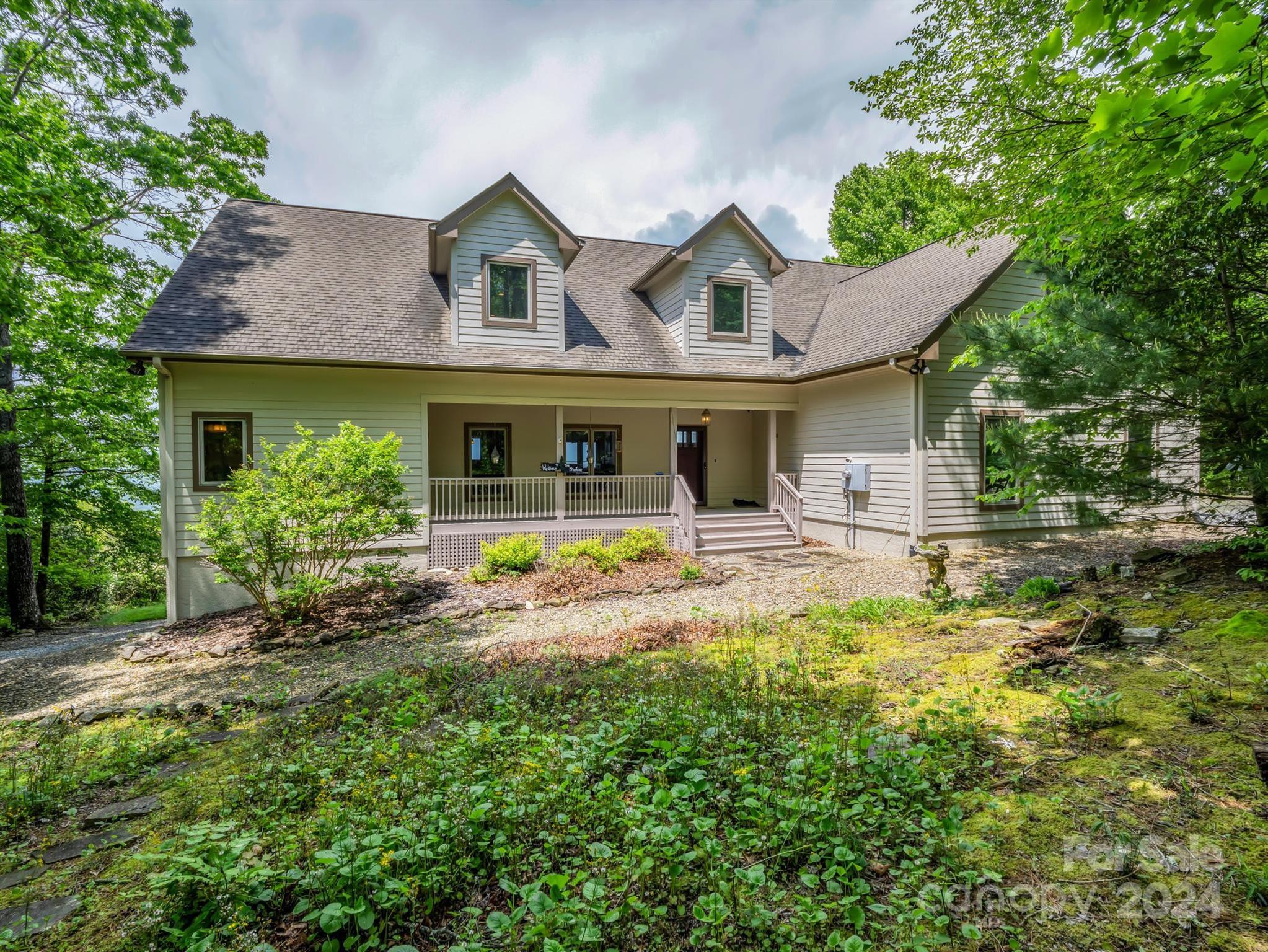 428 Devils Hole Road 14